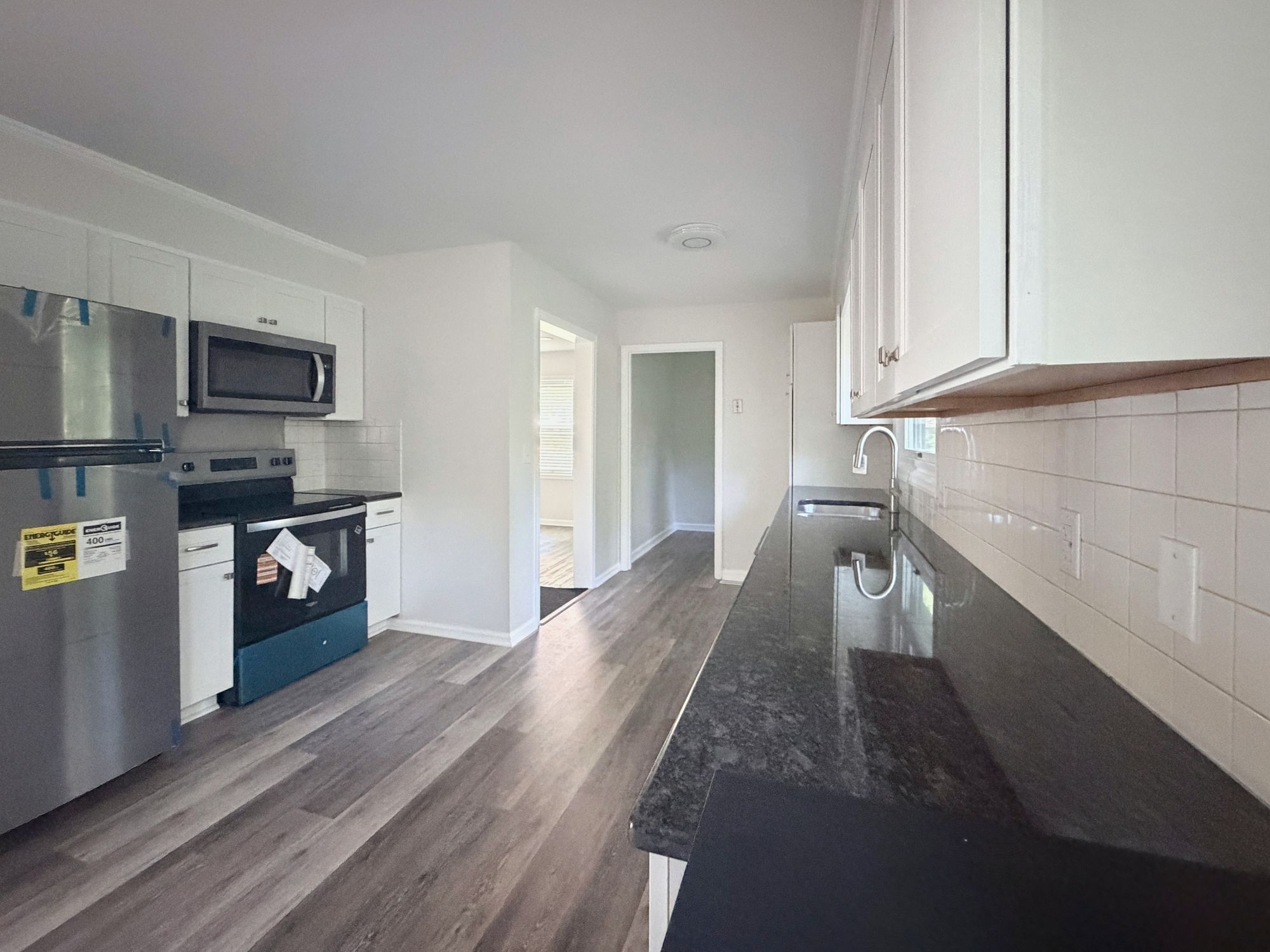 222 Pleasantview Drive — kitchen